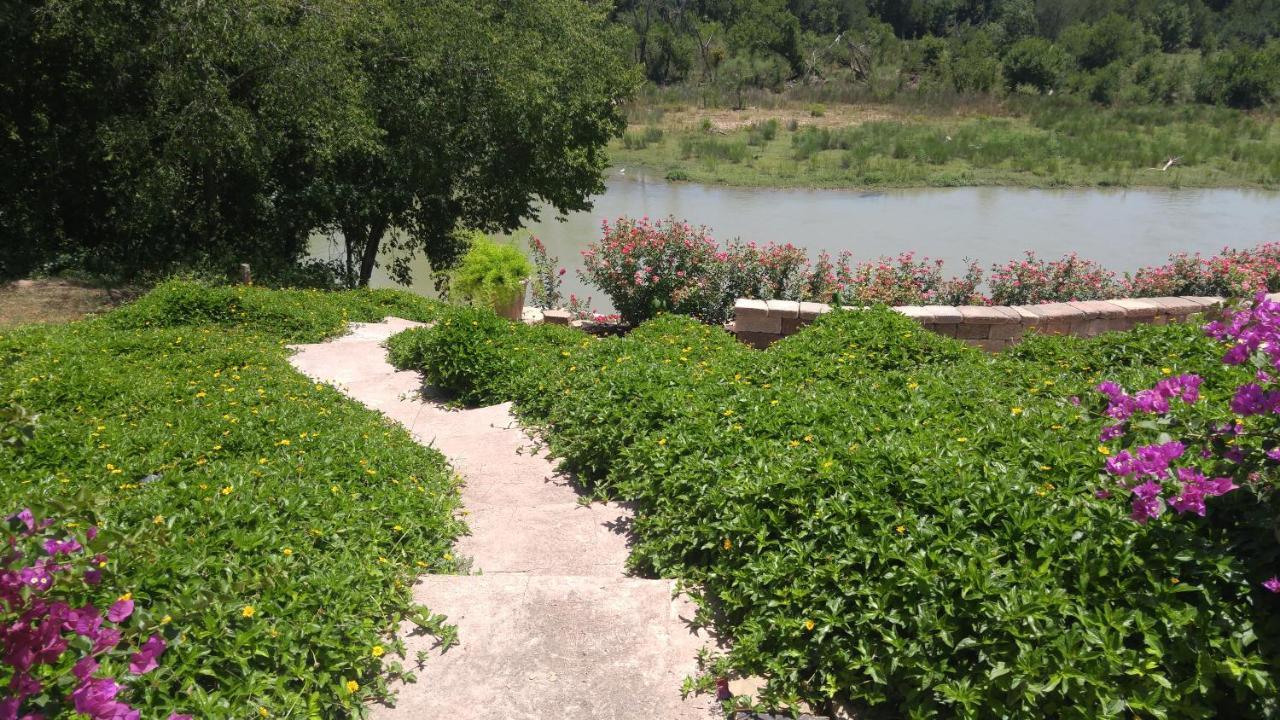 باستروب The Perry Riverhouse المظهر الخارجي الصورة